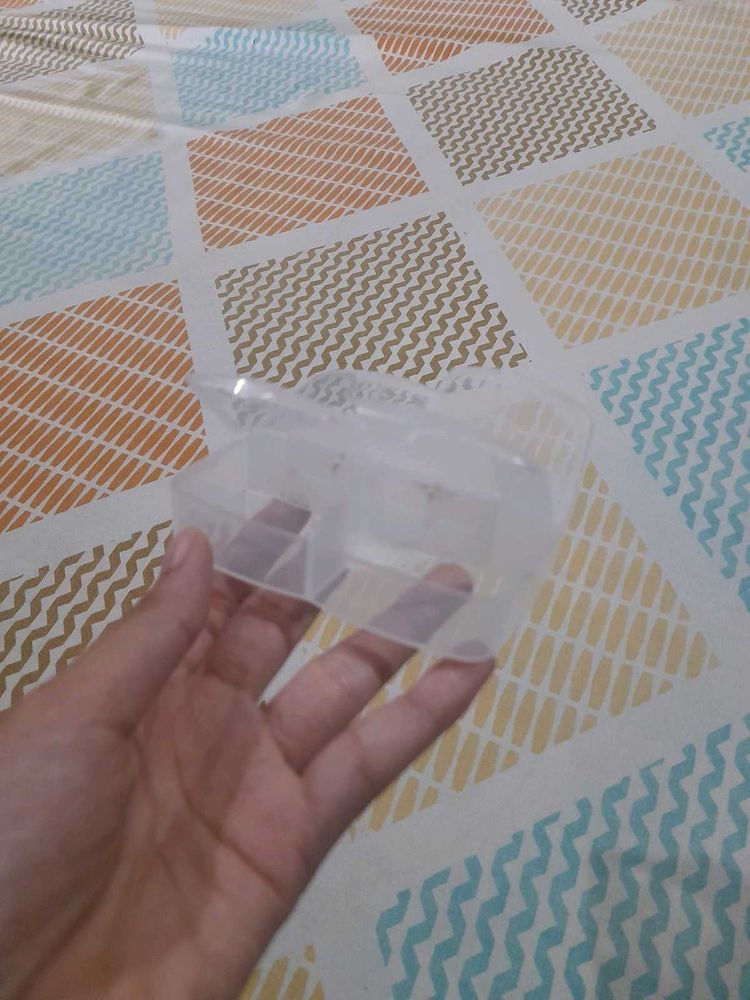 4 Partion Box Of Plastic