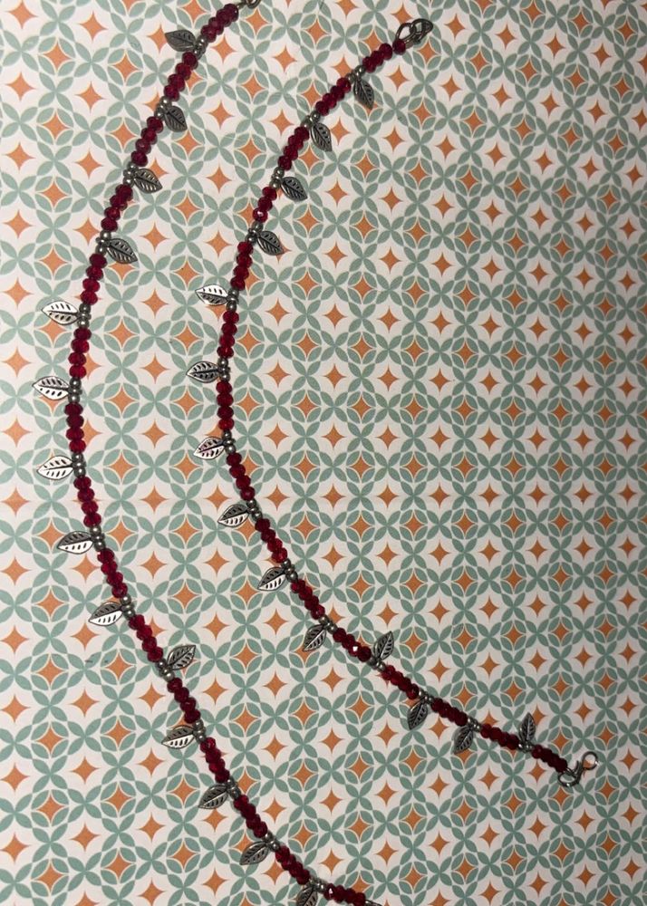 Leaf Ankle Bracelets - Red Beaded