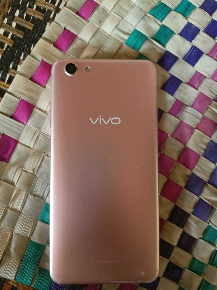 Vivo Smartphone - Rose Gold