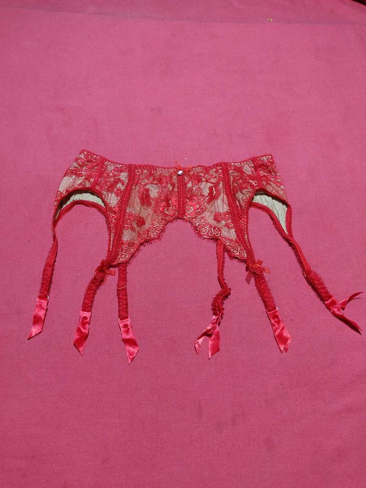 Garter Balt Size 34/36