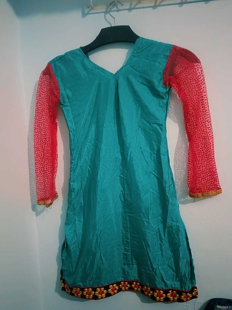 Stylish Teal &amp; Pink Kurti Top