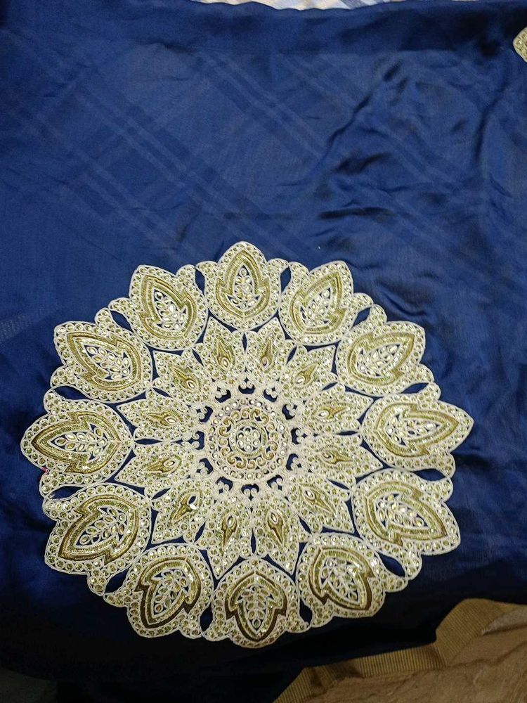 Elegant Navy Blue &amp; Gold Sari