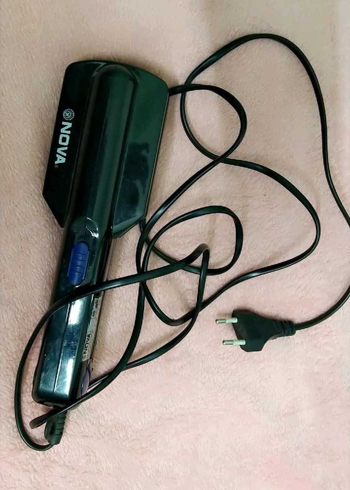 nova company ka hair straightener