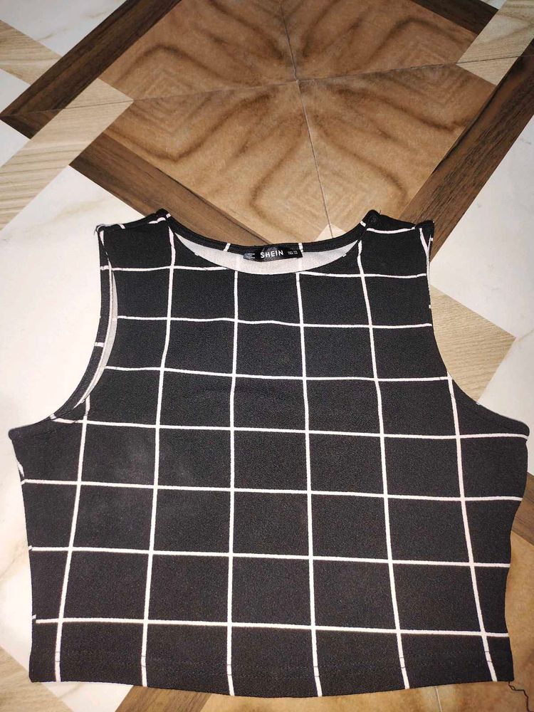 Shein Grid Crop Top Along With Pencil Skirt