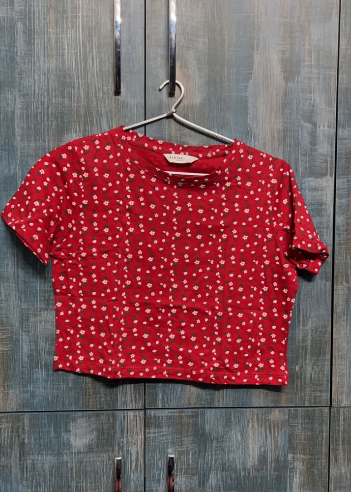 Red Tshirt Crop Top