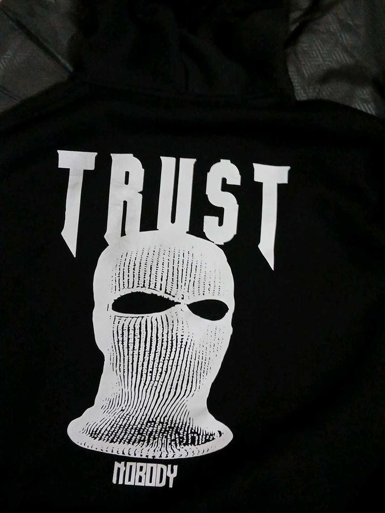 Black &#39;Trust Nobody&#39; Hoodie
