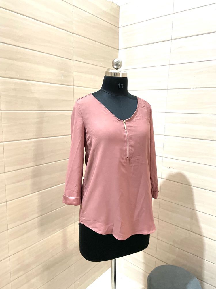 New With Tag 🏷️ Elegant Pink Blouse