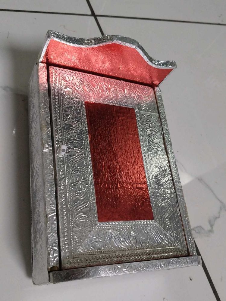 Decorative laddu Gopal bed