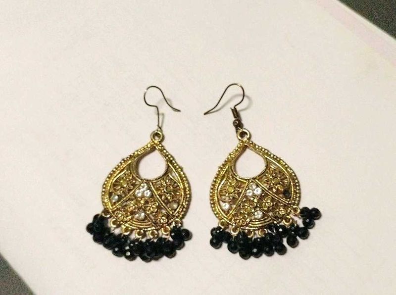 Women&#39;s Earrings