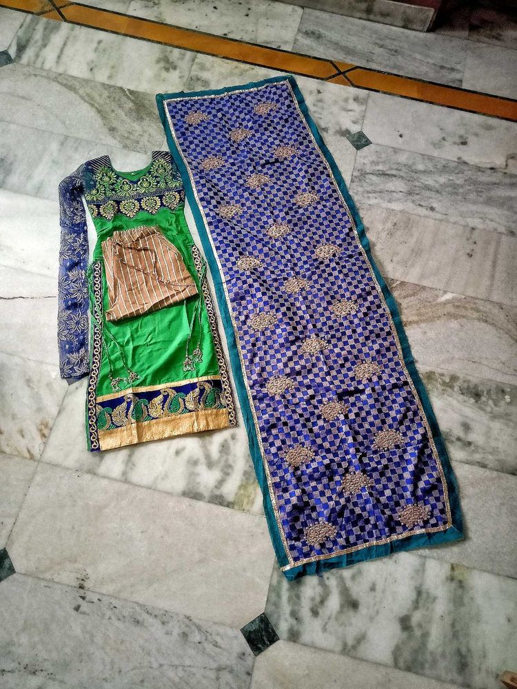 Heavy Original Pakistani Kurti Pant Duppatta Set