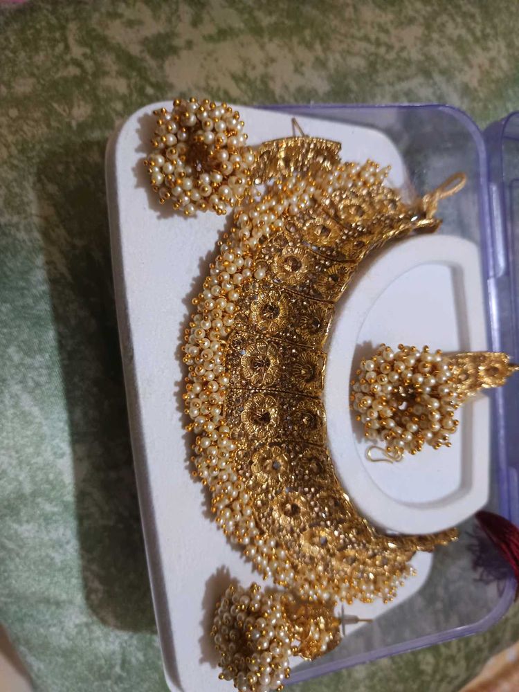 Elegant Gold-Tone Pearl Jewelry Set