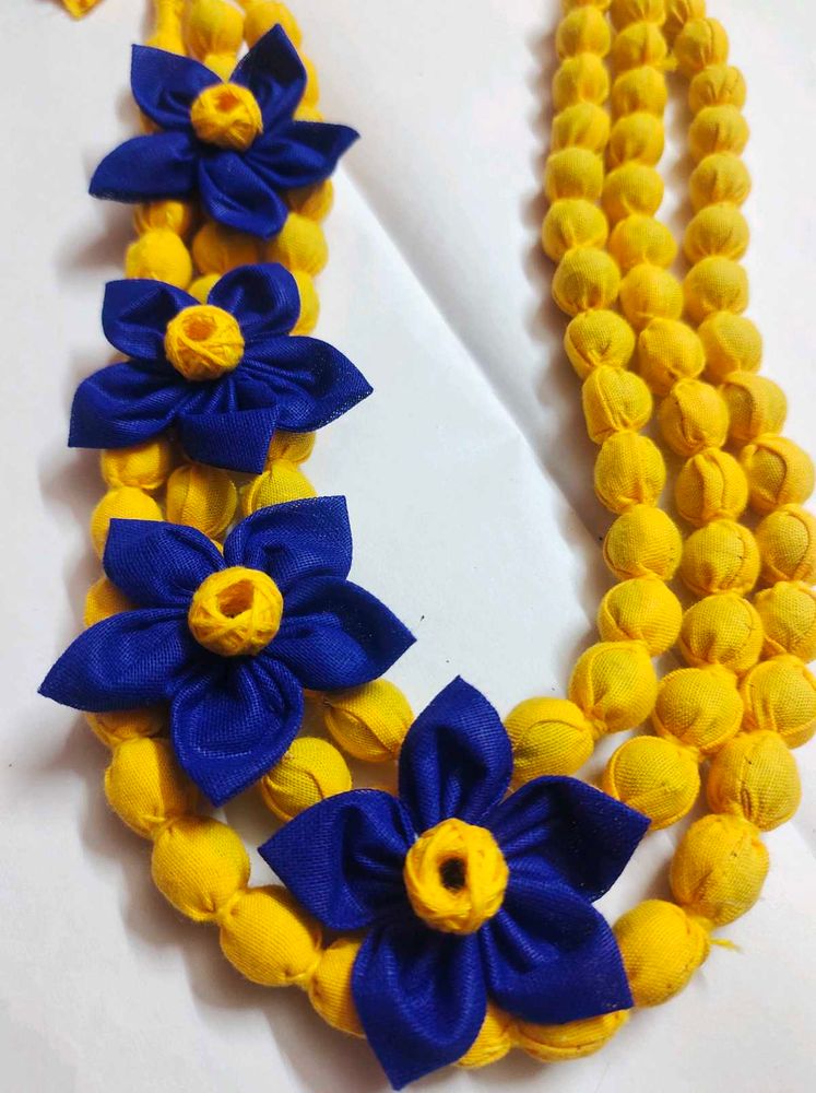Beautiful Three Lines Necklace