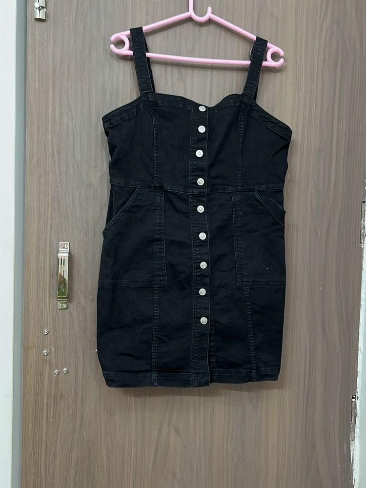 H&amp;M Branded Dungaree  Dress For 38-40 Size