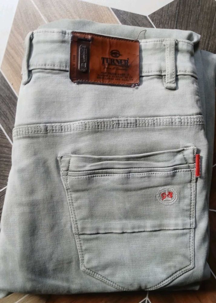 Turner  Straight Fit Jeans