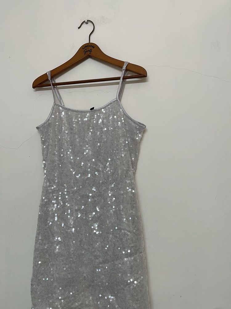 Classy Sequined Dress