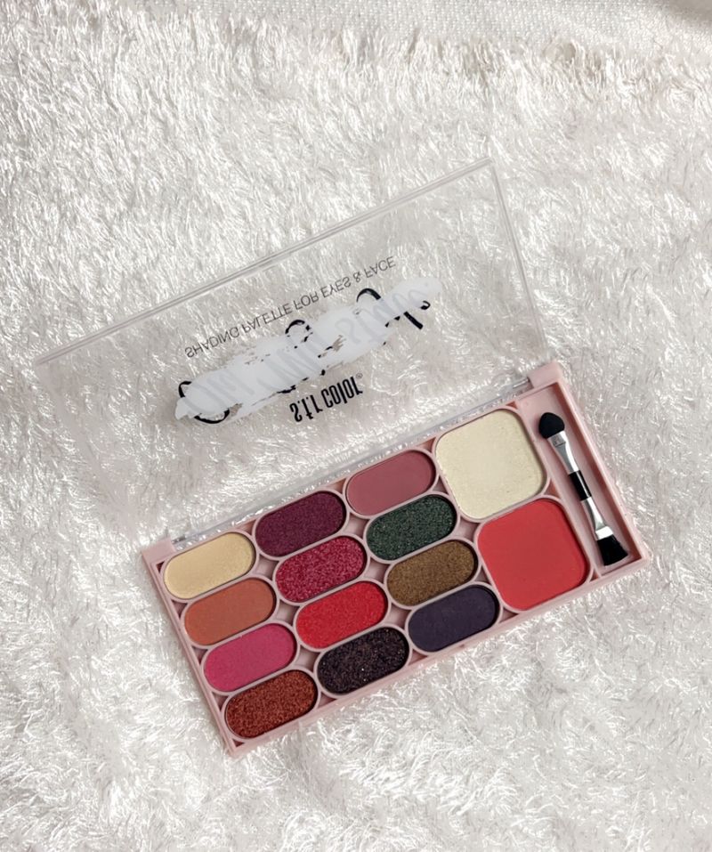 S. F. R Color Eyeshadow Palette