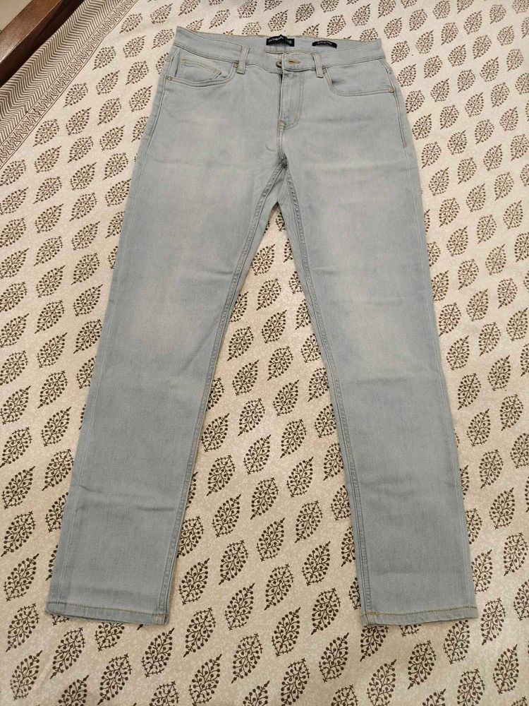 Light Wash Denim Jeans
