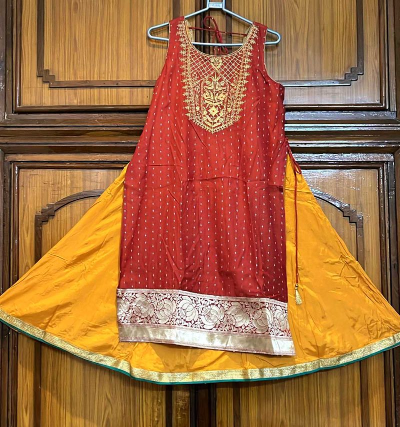 FREE DUPATTA + Ghaghra Choli Set Inbuilt