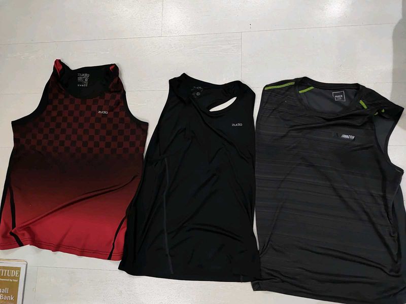 Zudio,Max Brand 3 Men&#39;s Sleeveless Athletic Shirt