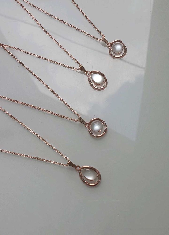 Elegant Rose Gold Necklaces✨