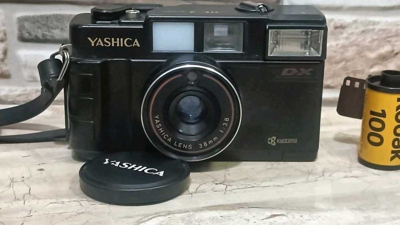 YASHICA MF2 Super Dx Camera.