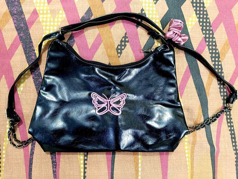 Butterfly Black Handbag Cum Backpack