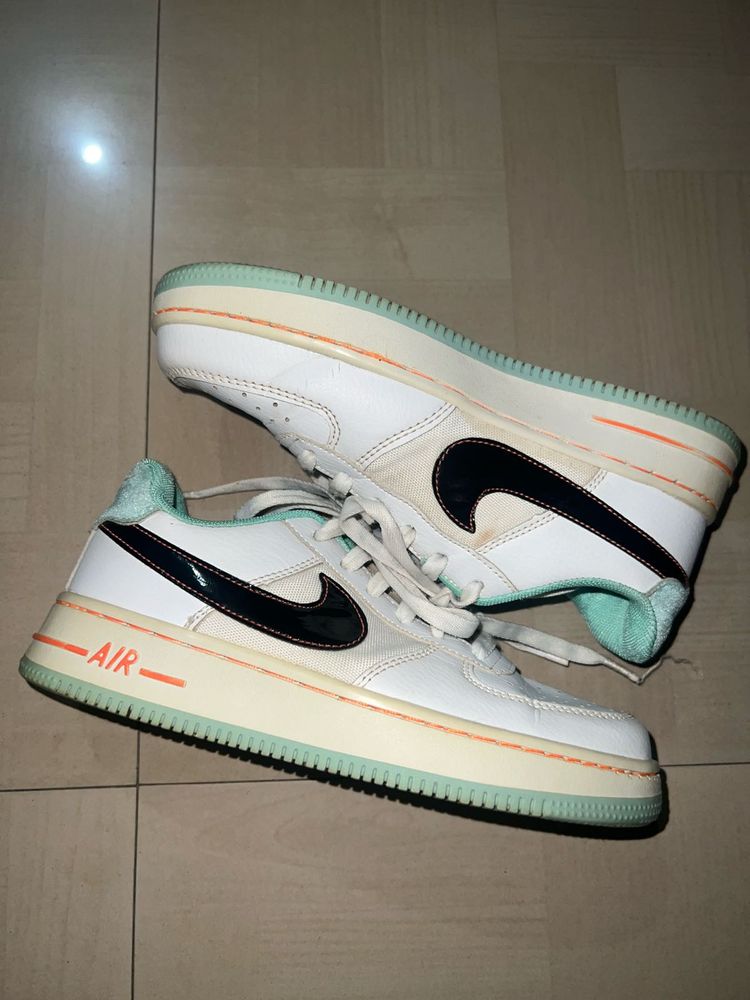 Nike Air Force 1 Low