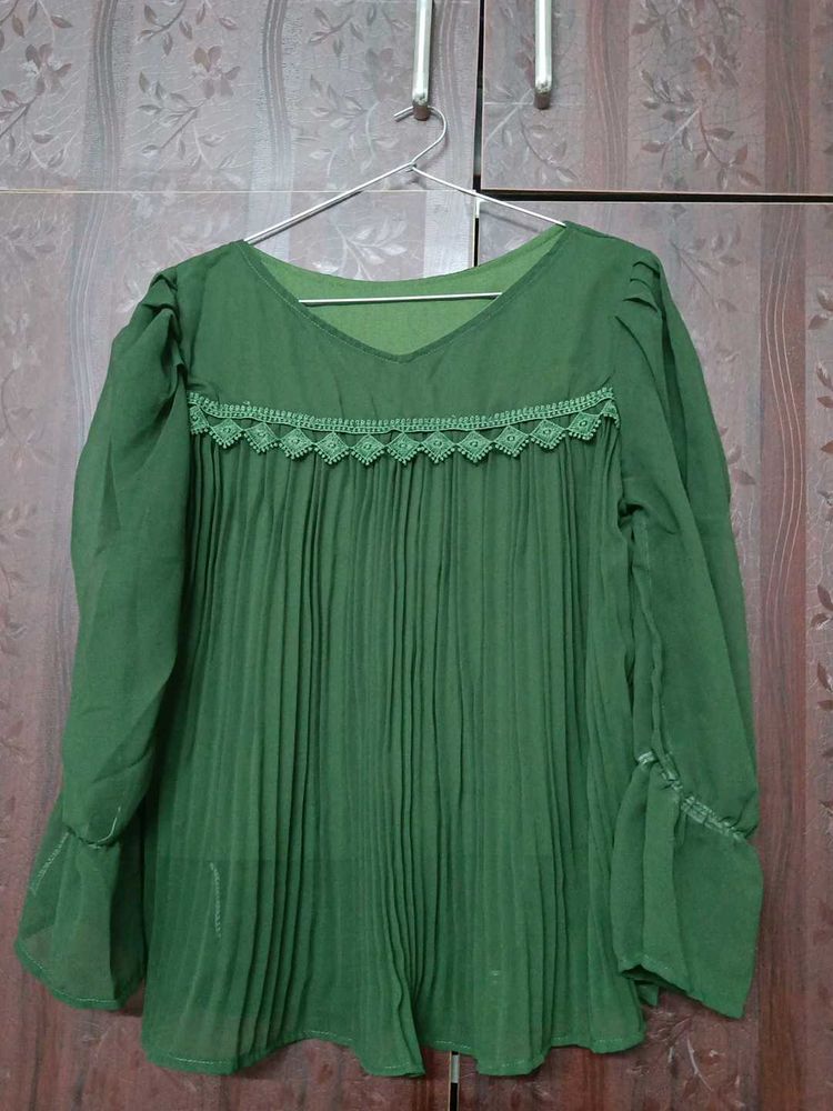 Green Top💚💚