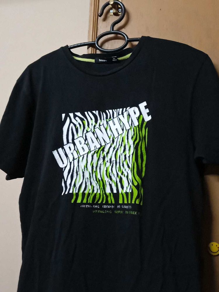 Urban Hype Graphic Tee
