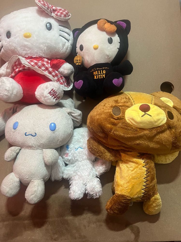 Sanrio Plush Toy Bundle