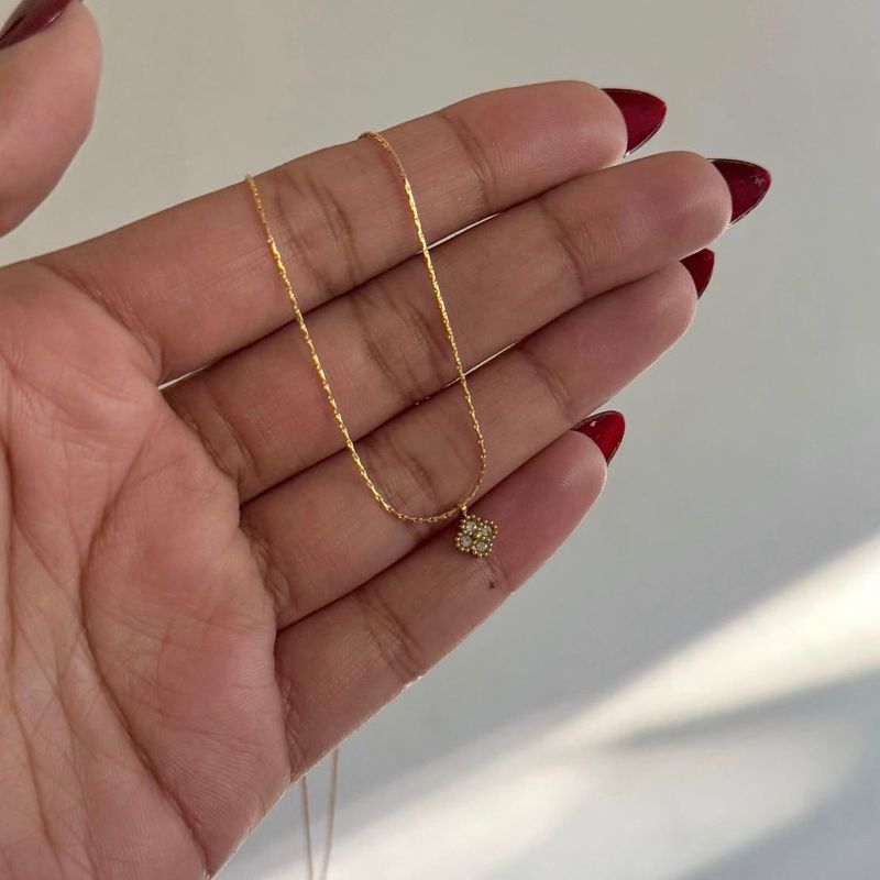 Dainty Clover Pendant Necklace