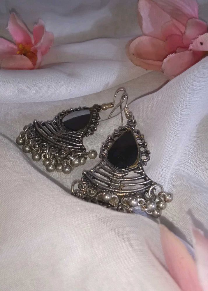 Mirror Attached Earings