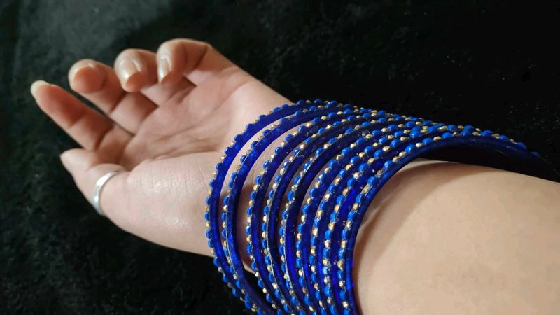 Blue Glass Bangle Set