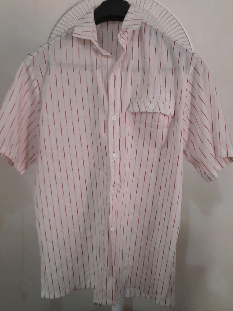 Unisex Pattern Button Shirt Sparingly Used Size M