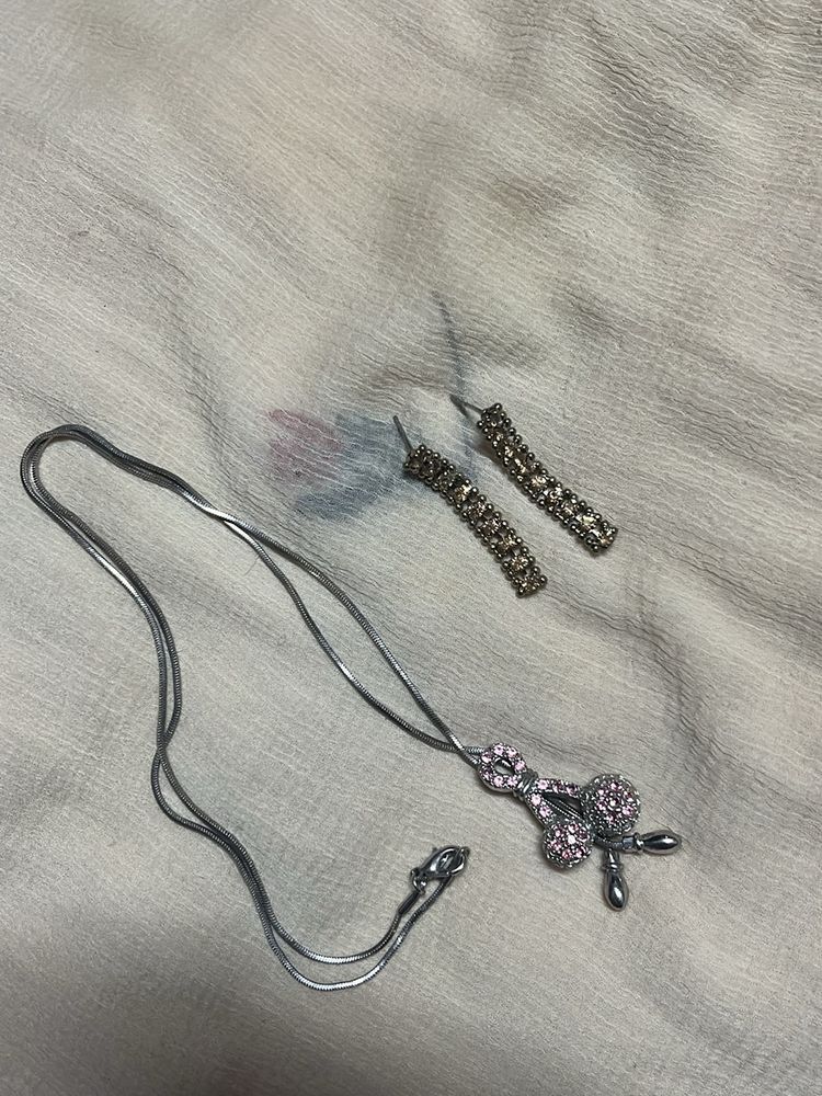 Neck Chain And Earrings