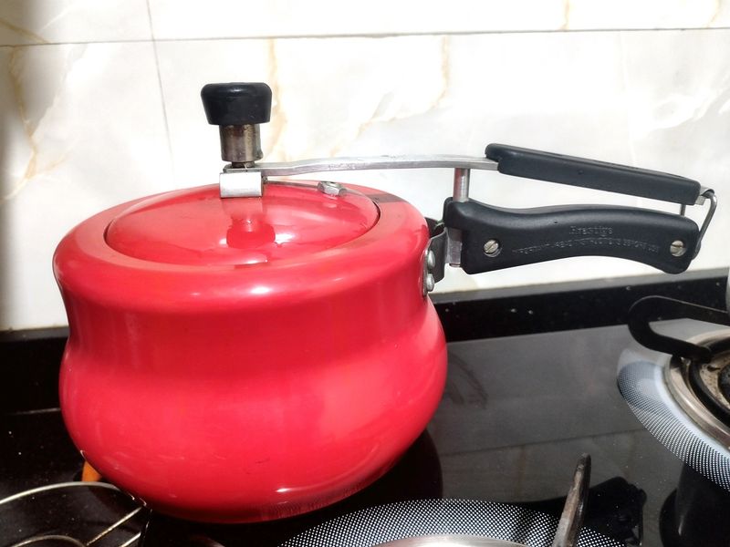 Pressure Cooker