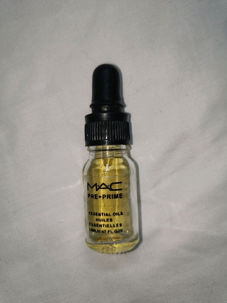 MAC Pre+Prime Essential Oil
