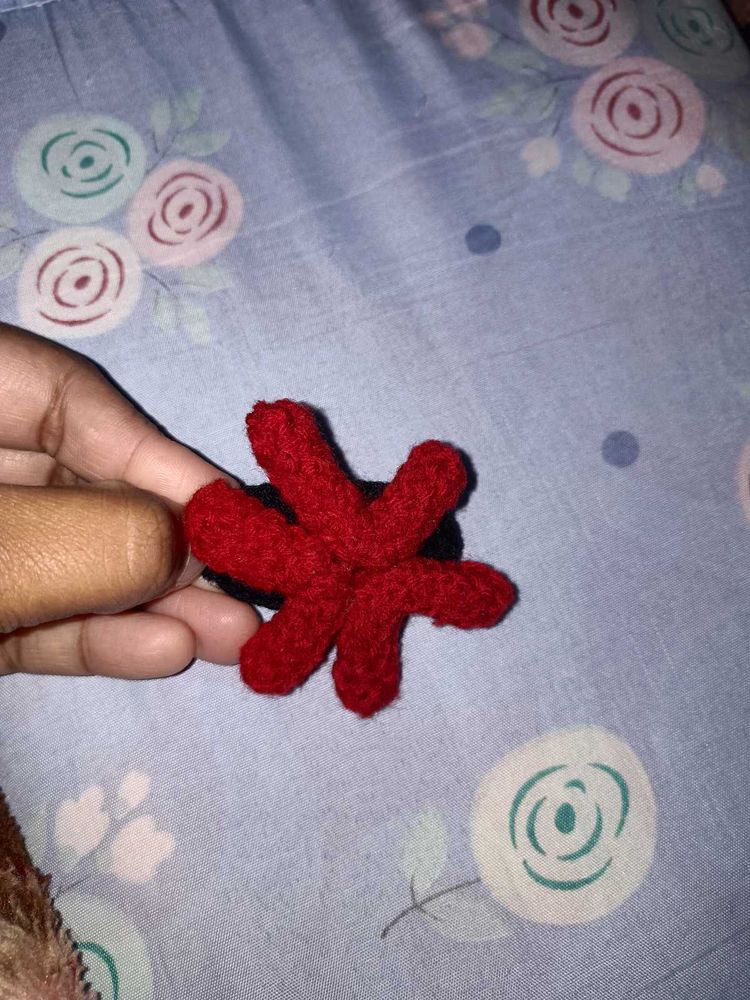 Red Star Hair Tie