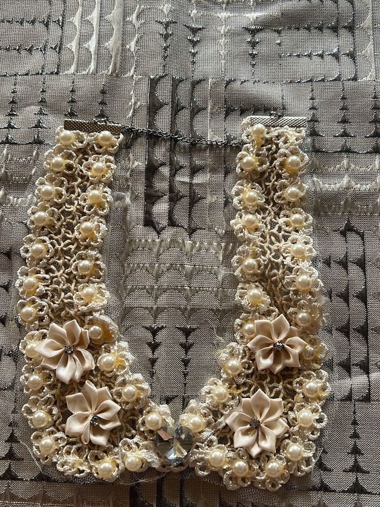 Pearl Collar Necklace