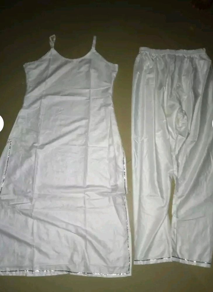 Myra Graceful Women Kurta Sets