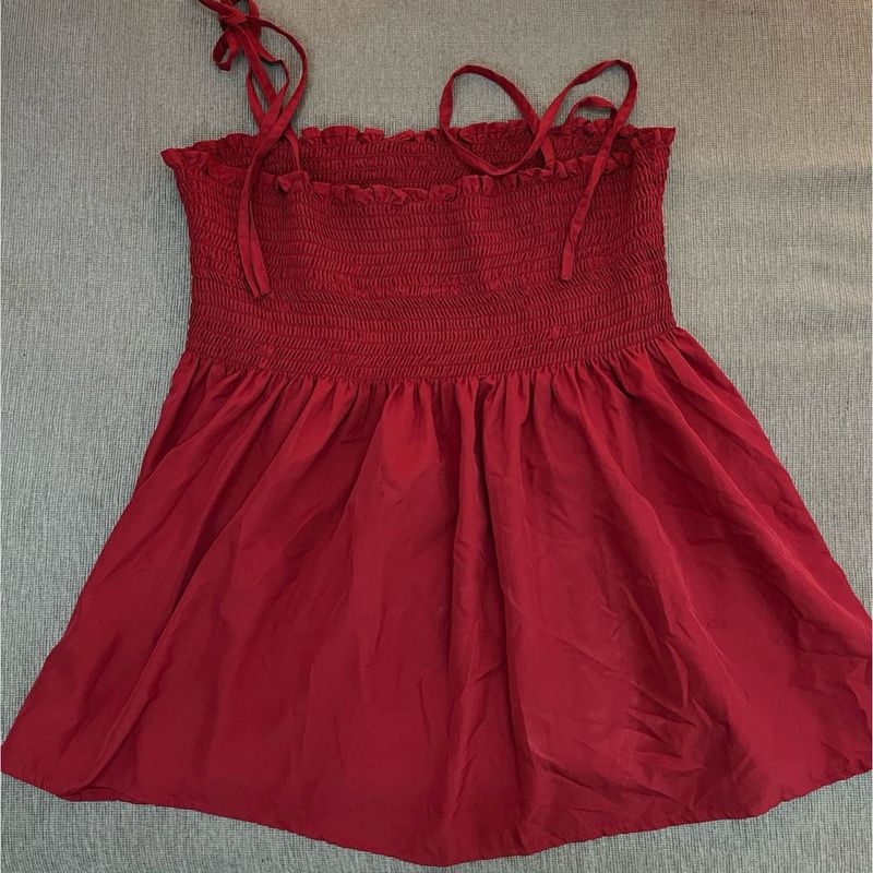 Red Sleeveless Top