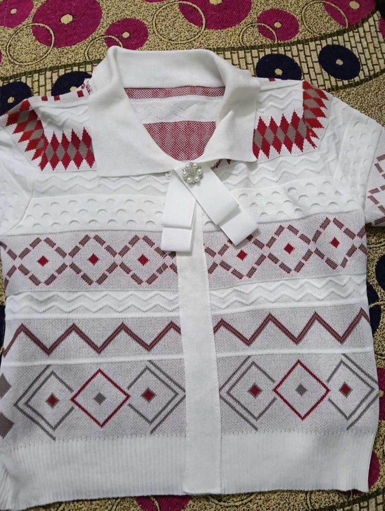 Stylish Patterned Knit Top