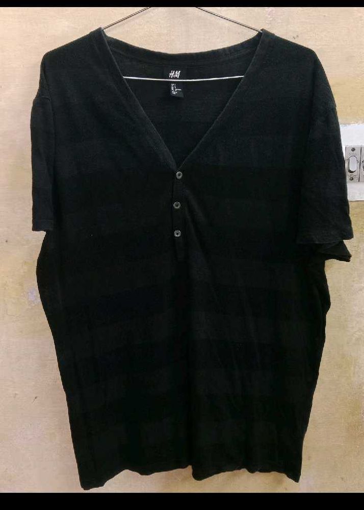 H&amp;M Check Mens Tshirt