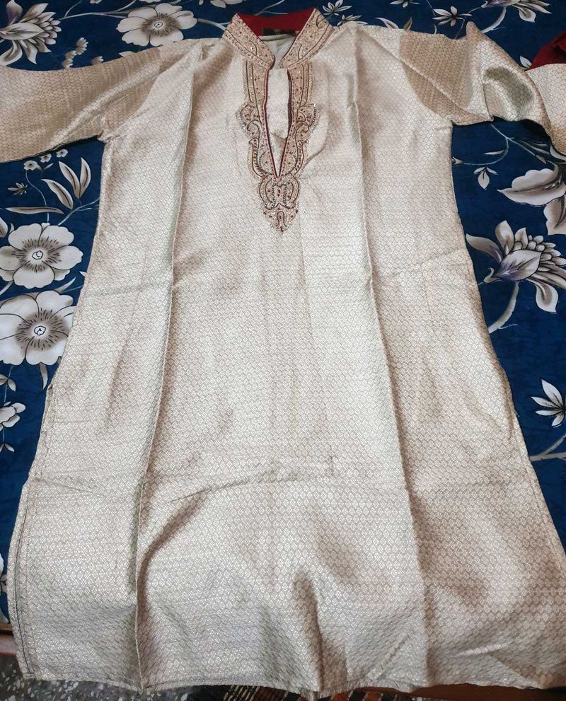 Elegant Kurta &amp; Pyjama Set