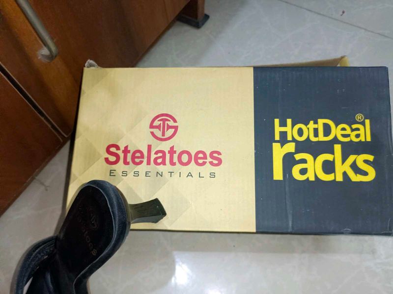 Stelatoes Heels With Stone Work