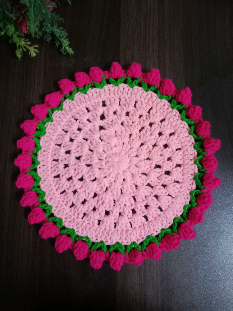 Tulip Border Table Mat 🌷
