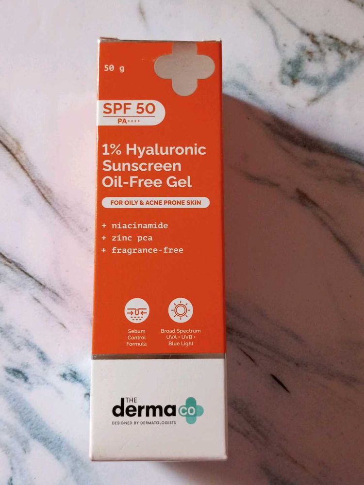 The Derma Co Hyaluronic Oil Free Sunscreen
