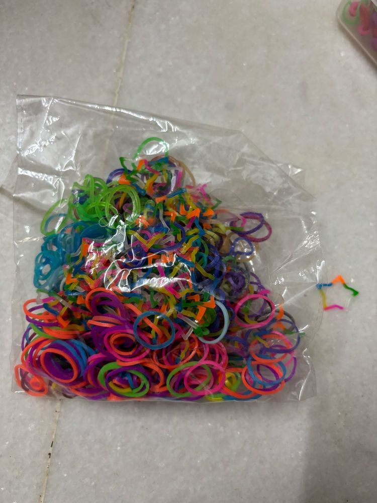 multicolor rubber bands/loom bands