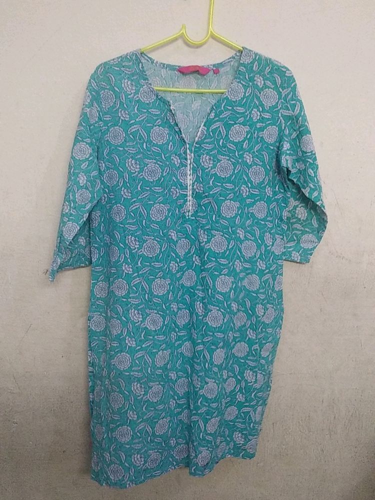 Women&#39;s Kurti