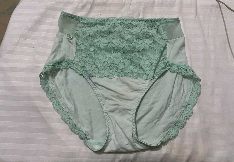 24-28 High Waist Briefs